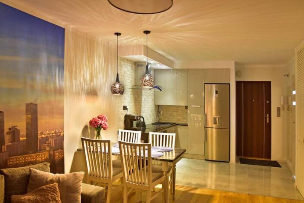 City Center-Comfortable And Stylish Apartment- P2 ワルシャワ エクステリア 写真